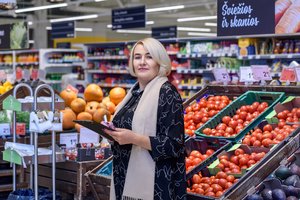 Poros dešimtmečių patirtis: keitėsi ir parduotuvės, ir požiūris į pirkėjus