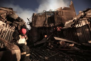 Irako sostinėje sugriuvus pastatui sužeisti 28 žmonės