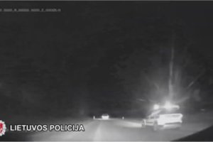 Nufilmuotos gaudynės Šalčininkų r.: girtas ir beteisis bėglys vairavo vogtą automobilį
