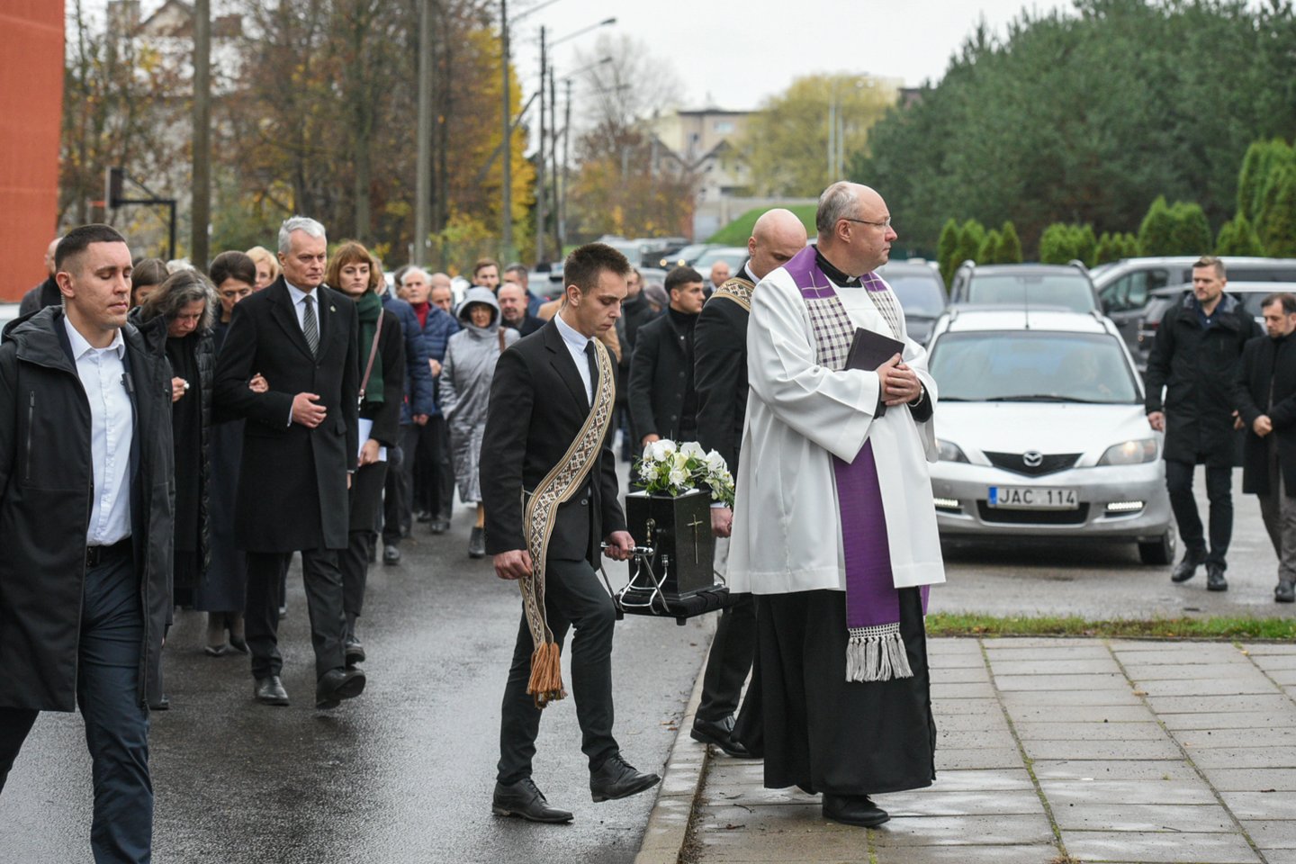 Klaipėdoje antradienį tęsiasi atsisveikinimas su mirusiu prezidento Gitano Nausėdos tėvu Antanu Nausėda.<br> A.Kubaičio nuotr.