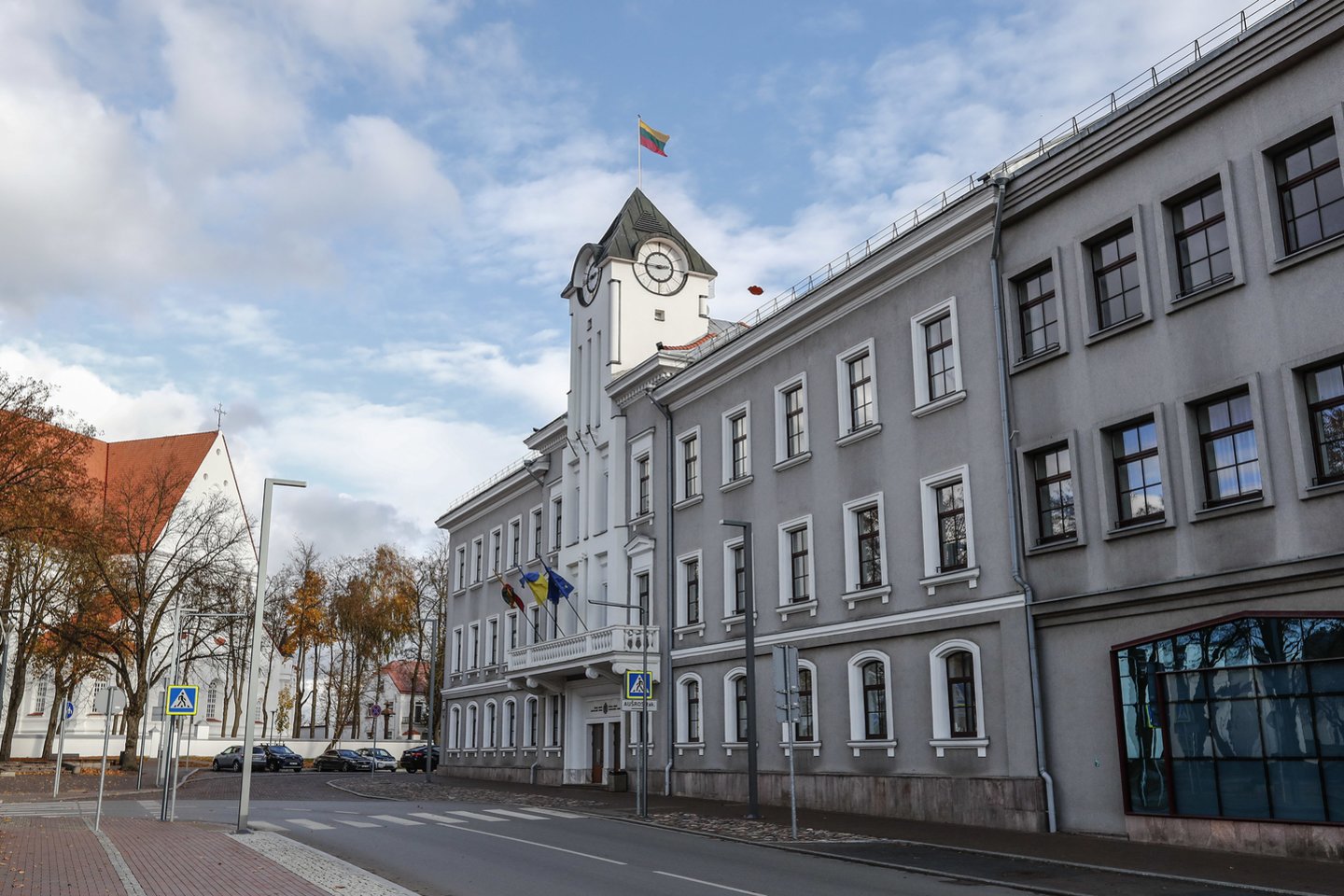Šiaulių miesto savivaldybės vadovai bando ieškoti būdų, kaip sumažinti išlaidas energetiniams resursams.<br>G.Šiupario nuotr.