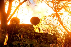 Rusai puldami Sumų sritį panaudojo draudžiamus šaudmenis, Kijevo regionas stiprina gynybos linijas