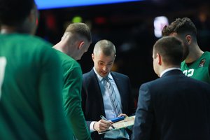 Skęstantį Prienų ekipos laivą gelbėti bandys M. Kiltinavičius