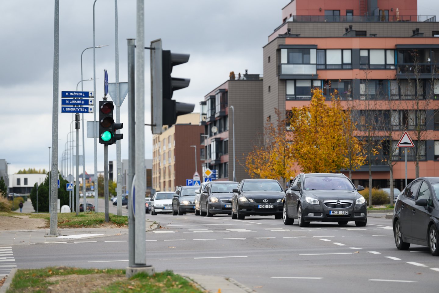 Pilaitė – vienas iš jauniausių sostinės rajonų, kuriame pirmieji gyvenamieji daugiabučiai dygti pradėjo vos prieš tris dešimtmečius.<br>V.Skaraičio nuotr.