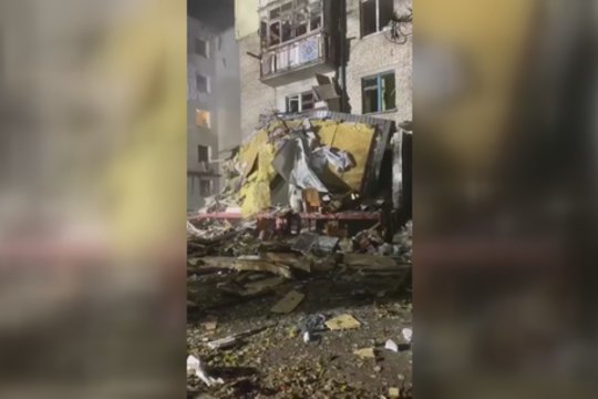 Rusija ir toliau smarkiai apšaudo Mykolajivą: žuvo mažiausiai keturi žmonės