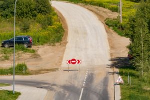 Seimas ieškos sprendimų dėl siaurų kelių įteisinimo – kitaip nėra galimybės jų praplatinti