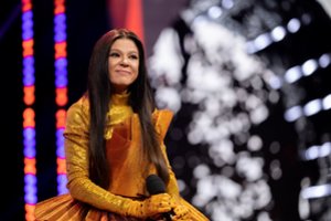 To nesitikėjo niekas – „Kaukėse“ po Saulės kostiumu slėpėsi Ukrainos žvaigždė Ruslana