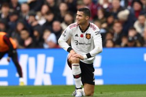 Cristiano Ronaldo pratrūko dėl savo situacijos „Manchester United“ klube: „Jaučiuosi išduotas“