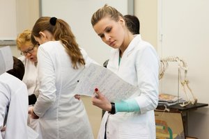 SAM: valstybė užsakinės paruošti įvairesnės specializacijos sveikatos priežiūros specialistų