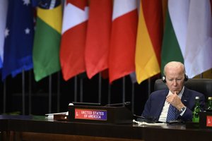 JAV: G-20 susitikimo pareiškime dauguma narių griežtai pasmerks Rusijos karą prieš Ukrainą