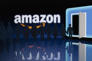 „Amazon“ ruošiasi atleisti 10 tūkst. darbuotojų
