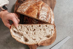 Naminė natūralaus raugo duona: kartą pabandę nenorėsite sustoti