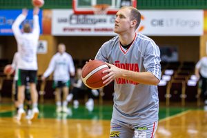 Lėktuve apie trenerio išvykimą sužinojęs A. Pukelis: „Nustebino, bet niekas nestoja“