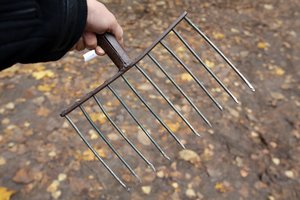 Meros upėje sulaikytas dar vienas žeberklininkas: žalos gamtai padaryti nespėjo