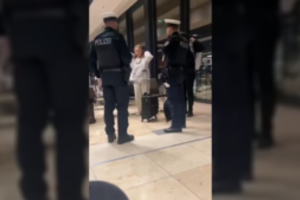 Ukrainietes užsipuolusi ir žeminusi rusė sulaukė atpildo valandos – deportavo iš Vokietijos