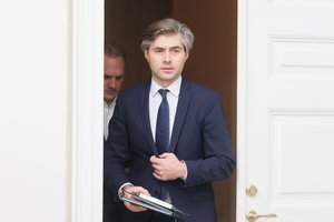 Sprendimas priimtas: Lietuva haubicų ir oro gynybos sistemų Ukrainai neperduos, teiks artilerijos amuniciją