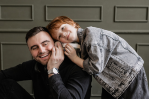 „Big Brothers Big Sisters“ plečiasi: savanoriai emocinę paramą vaikams teiks šešiuose miestuose