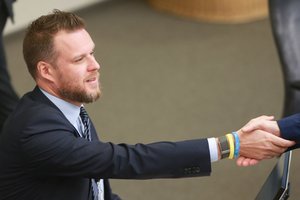 Po Lietuvos sprendimo dėl haubicų – G. Landsbergio žinutė dėl viešų diskusijų: tikisi, kad bus kalbama tik VGT