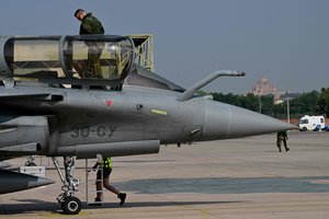 Prancūzija siunčia į Lietuvą keturis naikintuvus „Rafale“ oro policijos misijai Baltijos šalyse užtikrinti