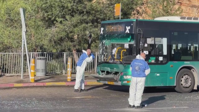 Jeruzalėje nuaidėjo du sprogimai: sužeista mažiausiai 15 žmonių