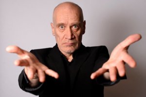 Mirė „Sostų karuose“ vaidinęs muzikantas W. Johnsonas