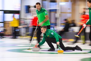 Lietuvos vyrų kerlingo komandą paskutinę akimirką įgyvendino savo tikslą Europos čempionate