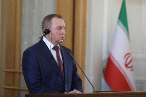 Žiniasklaida: mirė Baltarusijos užsienio reikalų ministras