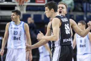 M. Valinsko vedamas „Nevėžis“ šeimininkavo Pasvalyje