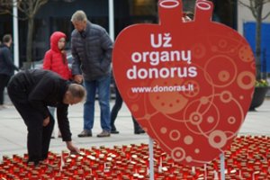 Iniciatyva donoro kortelę siūlyti keičiant dokumentus paramos Seime nesulaukė