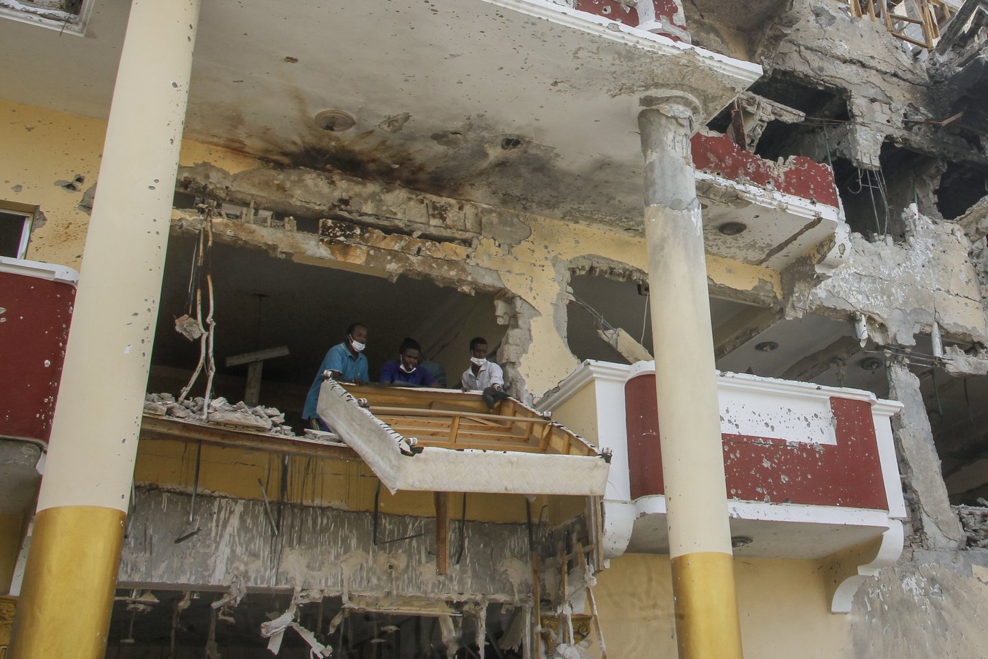 „Al Shabab“ atakavus viešbutį Somalio sostinėje žuvo 4 žmonės.<br>AP/Scanpix asociatyvi nuotr.