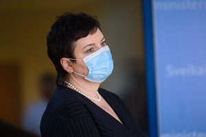 Teismas atmetė prašymą prokuratūrai grąžinti sveikatos apsaugos eksviceministrės bylą