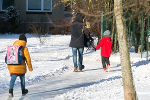 Jau kitų metų pradžioje viešojo sektoriaus įstaigose atsiras vaikų kambariai: štai kas juose privalės būti