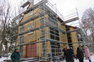 Lietuvių ir lenkų šviesuomenę būrusiame Ilguvos dvare pradėti tvarkybos darbai