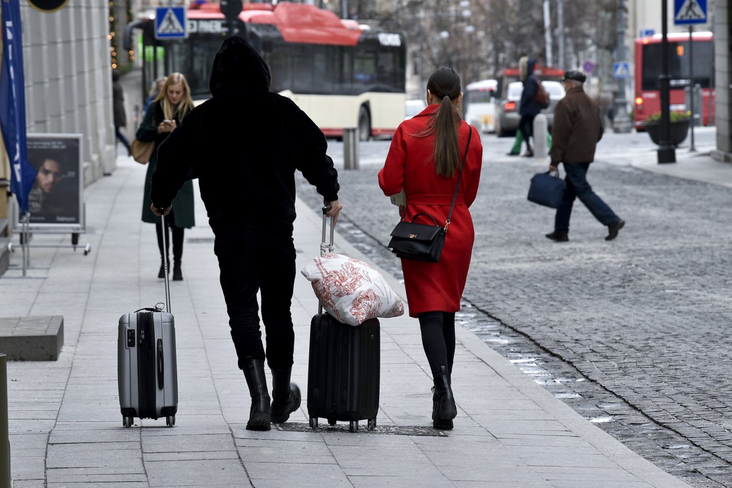 Lietuvos statistikos departamento duomenys rodo, kad lietuviai išsiilgo atostogų svetur ir yra pasiryžę kelionėms išleisti daugiau.<br>V.Ščiavinsko nuotr.