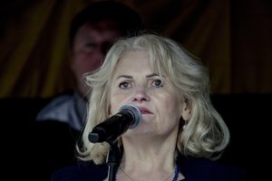 Iš darbo metama A. G. Astrauskaitė vis dar veda pamokas: mokyklos direktorė apie savivaldybės sprendimą sužinojo tik iš žiniasklaidos