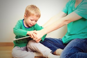 Dr. Daiva Šukytė pastebi: edukacinė animacija ne visada naudinga – tai neatstoja tėvų