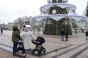 Apsilankė Vilniaus Kalėdų miestelyje: kai kurių gėrimų ir gardėsių kainos neatlaiko jokios kritikos