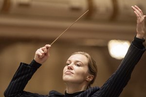 Dirigentė Giedrė Šlekytė: „Bohemos“ libretas kupinas skanių pokštų“