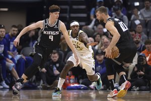 D. Sabonis su „Kings“ sutraiškė „Pacers“ klubą