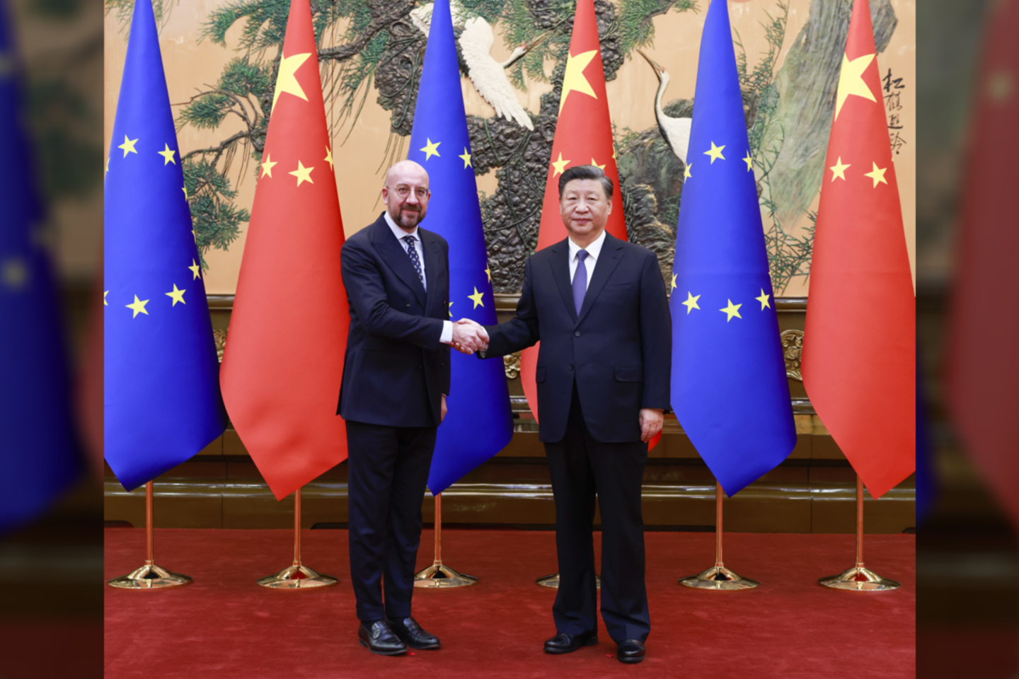 ​Kinijos valstybės ir partijos vadovas Si Dzinpingas ketvirtadienį Pekine priėmė Europos Vadovų Tarybos pirmininką Charles‘į Michelį.<br>Zuma Press/Scanpix nuotr.