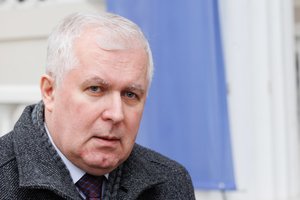 A. Anušauskas: Į Ukrainą išgabentos dvi Lietuvoje suremontuotos haubicos