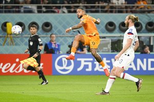 Nyderlandų rinktinė buldozeriu žengė į pasaulio čempionato ketvirtfinalį: JAV komanda kraunasi lagaminus namo