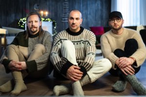 „The Roop“ pristatė jaukią, Kalėdoms skirtą dainą 