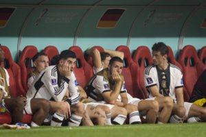 Vokiečių futbolininkai nuvylė ne tik sirgalius – stipriai nukraujavo ir verslas