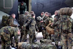 Ko apie vokiečių brigados dislokavimą šalyje nepasako Lietuvos politikai: ragina neatitrūkti nuo realybės