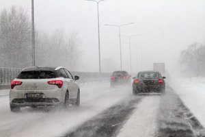 Pritarė siūlymui atidėti elektroninės kelių apmokestinimo sistemos įgyvendinimo datą