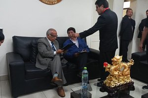 Peru parlamentas nubalsavo už apkaltą prezidentui P. Castillo