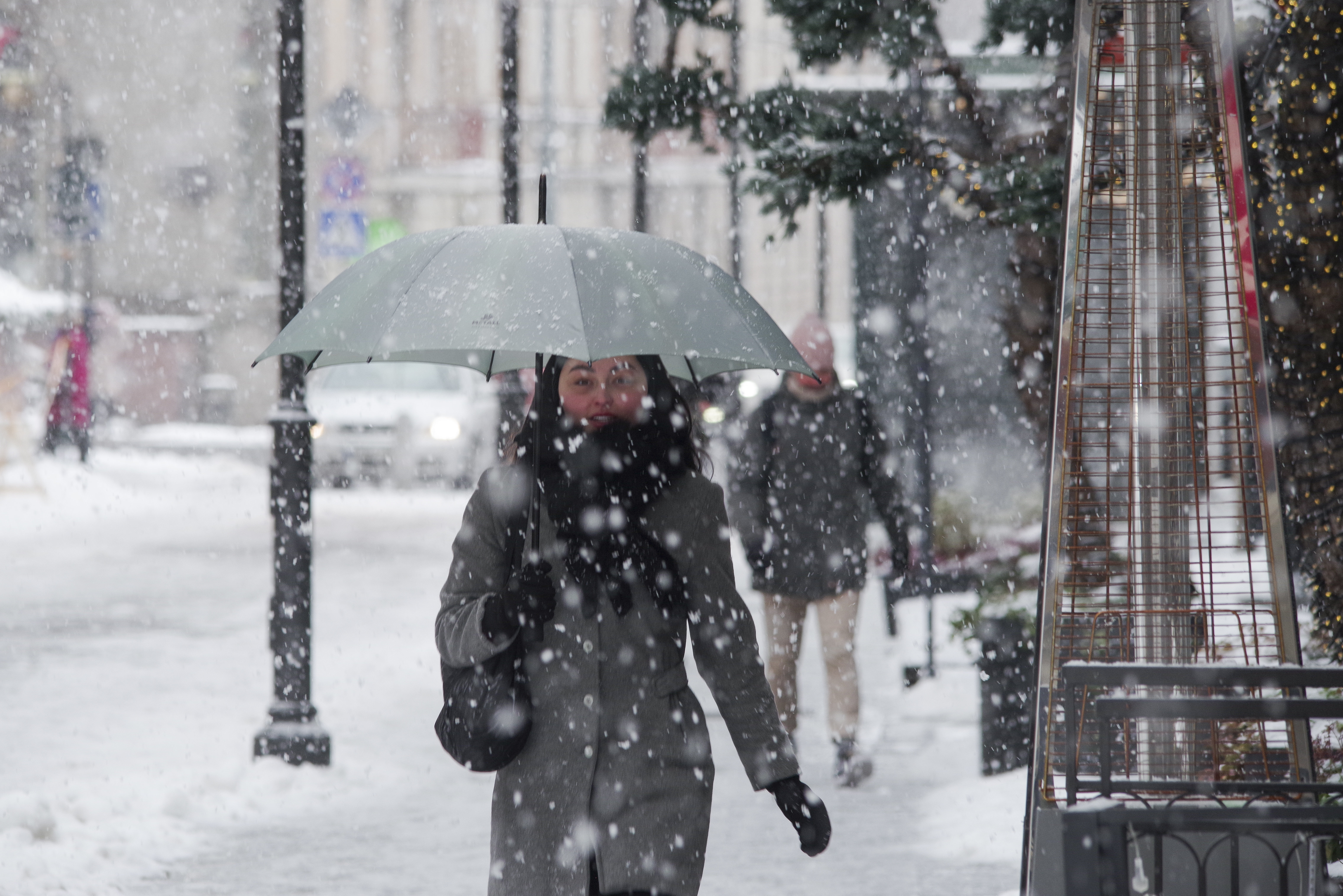 Žiema,vilniečiai,sniegas,orai, žmonės, moteris, gatvėV.Ščiavinsko nuotr.