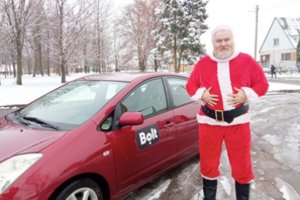 Išsikvietę taksi sulauksite Kalėdų Senelio: dabar vyras darbo turi per akis