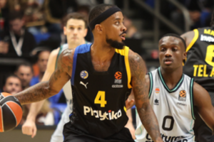 Puikiai namuose rungtyniaujantis „Maccabi“ susitvarkė ir su „Valencia“